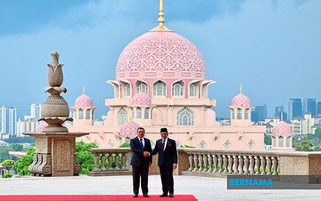 Unlocking central Asia | The Star