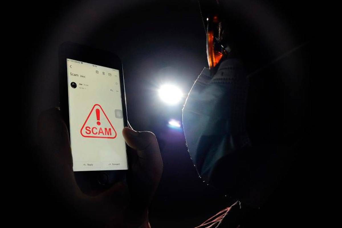 Warga emas rugi RM5.99 juta akibat penipuan telefon