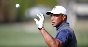 Woods ‘angkat bendera putih’ di kejohanan sendiri