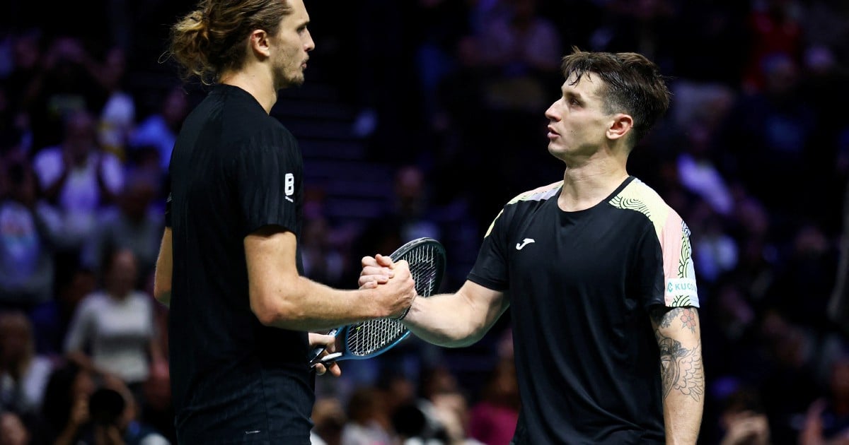 Zverev survives scare to kickstart Paris Masters title defence