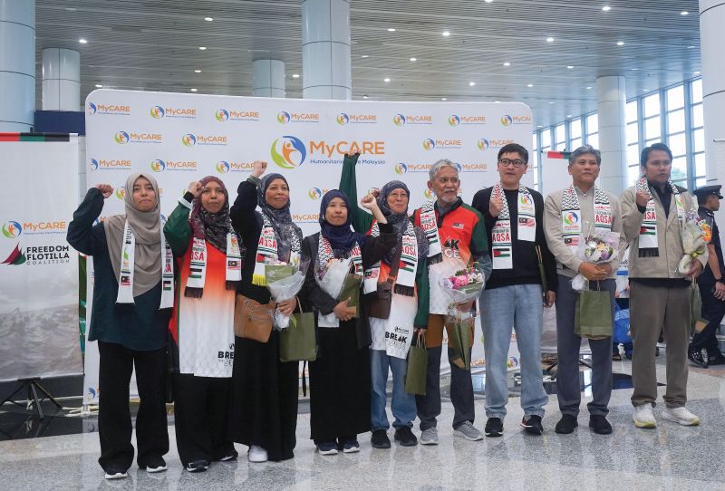 ‘Diseret 200 meter, disuruh melutut sejam’