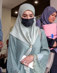 ‘Jangan sentuh soal anak, dia tiada kena mengena’