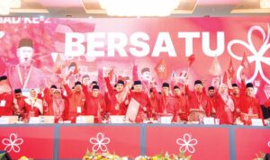 ‘Jika Muhyiddin salah, mengapa PN menang besar PRN’