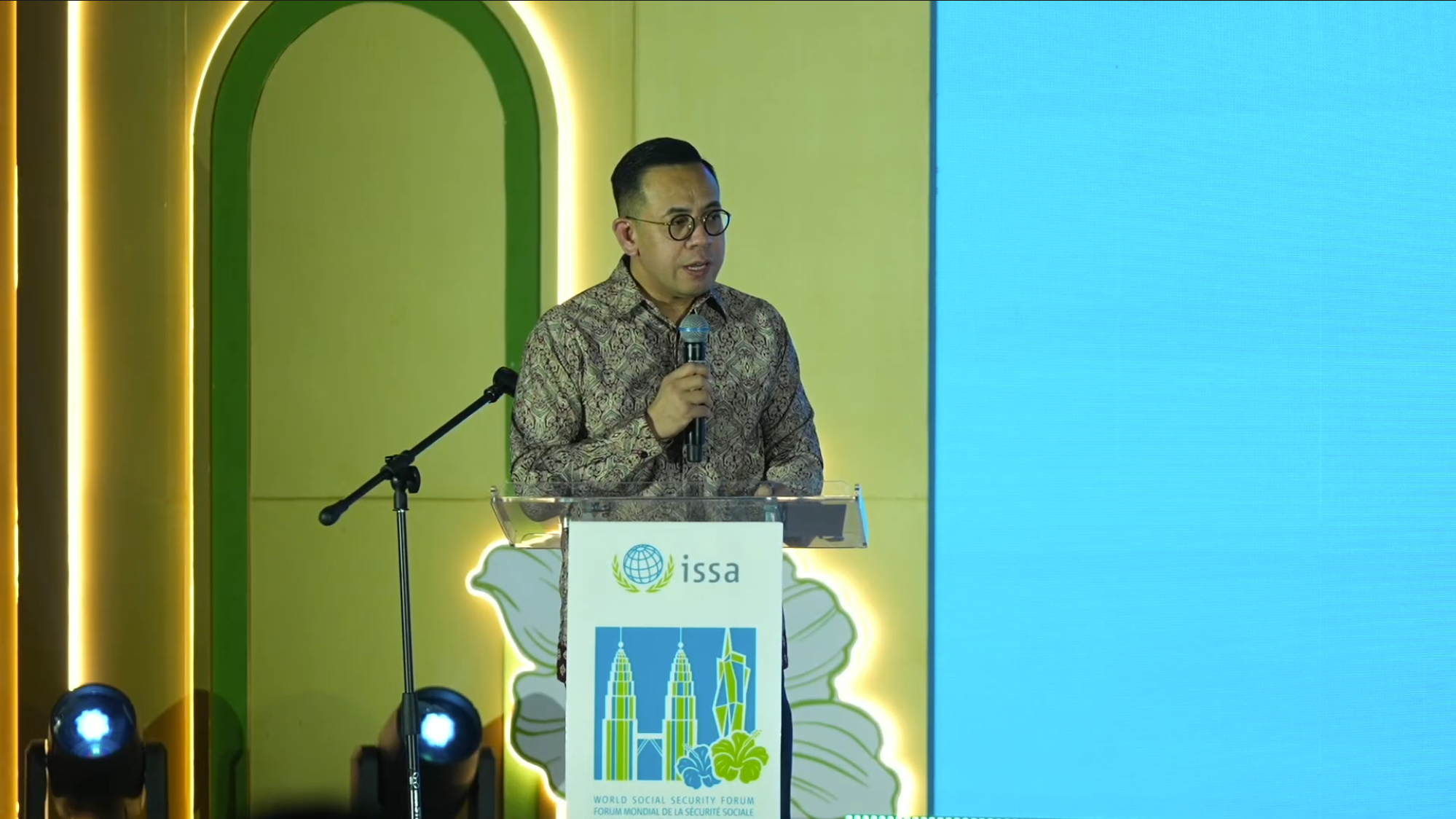 ‘Kebebasan mereka dirampas’- Steven Sim