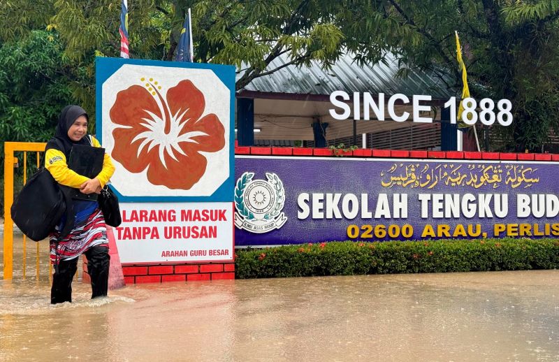 413,372 calon duduki SPM hari ini