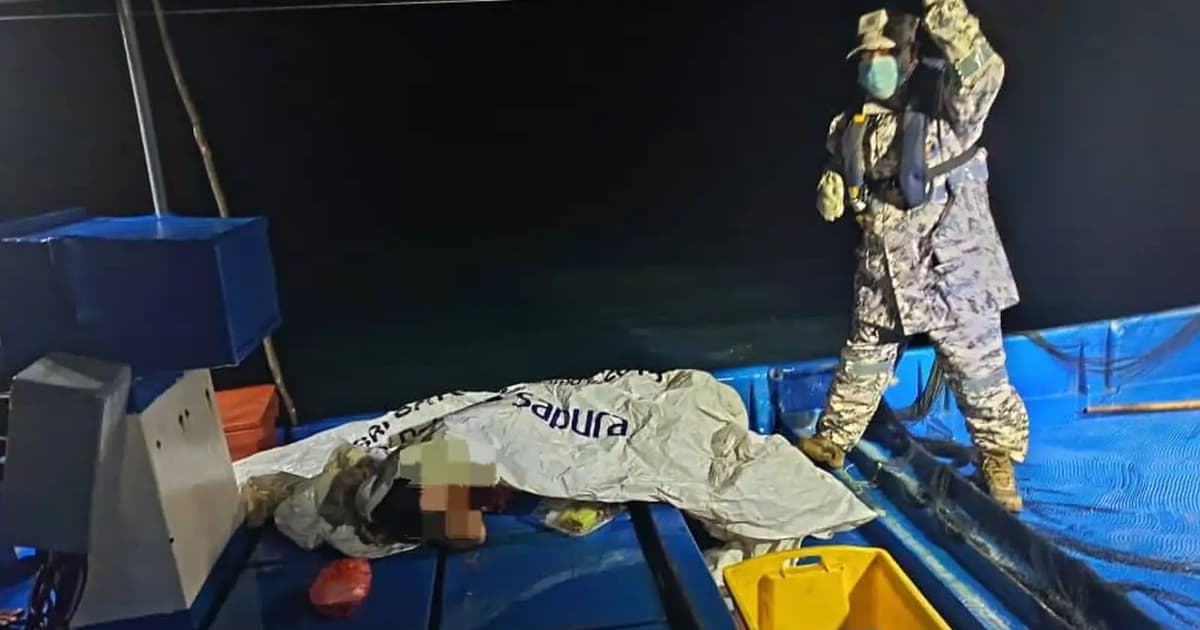 7th body recovered from capsized migrant boat