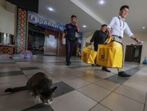 882 pusat mengundi dibuka, pengundi Sabah dinasihat keluar awal