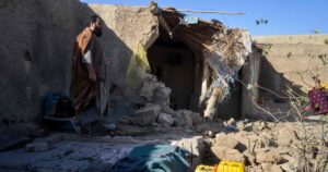 Afghan-Pakistan peace talks push ahead after border clashes