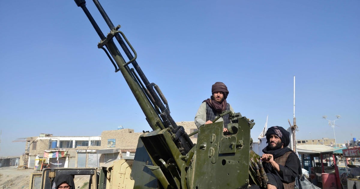 Afghanistan accuses Pakistan of border fire amid ceasefire talks