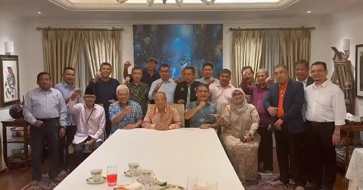 After hours-long meet, Bersatu MPs reiterate support for Muhyiddin