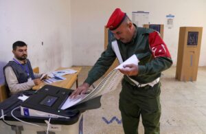 Anggota keselamatan, penduduk dipindahkan mengundi awal pilihan raya Iraq