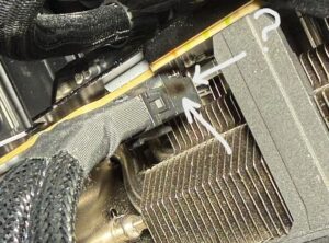 MSI-RTX-5090-Burnt-12vhpwr-new-1