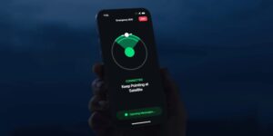 apple iphone satellite