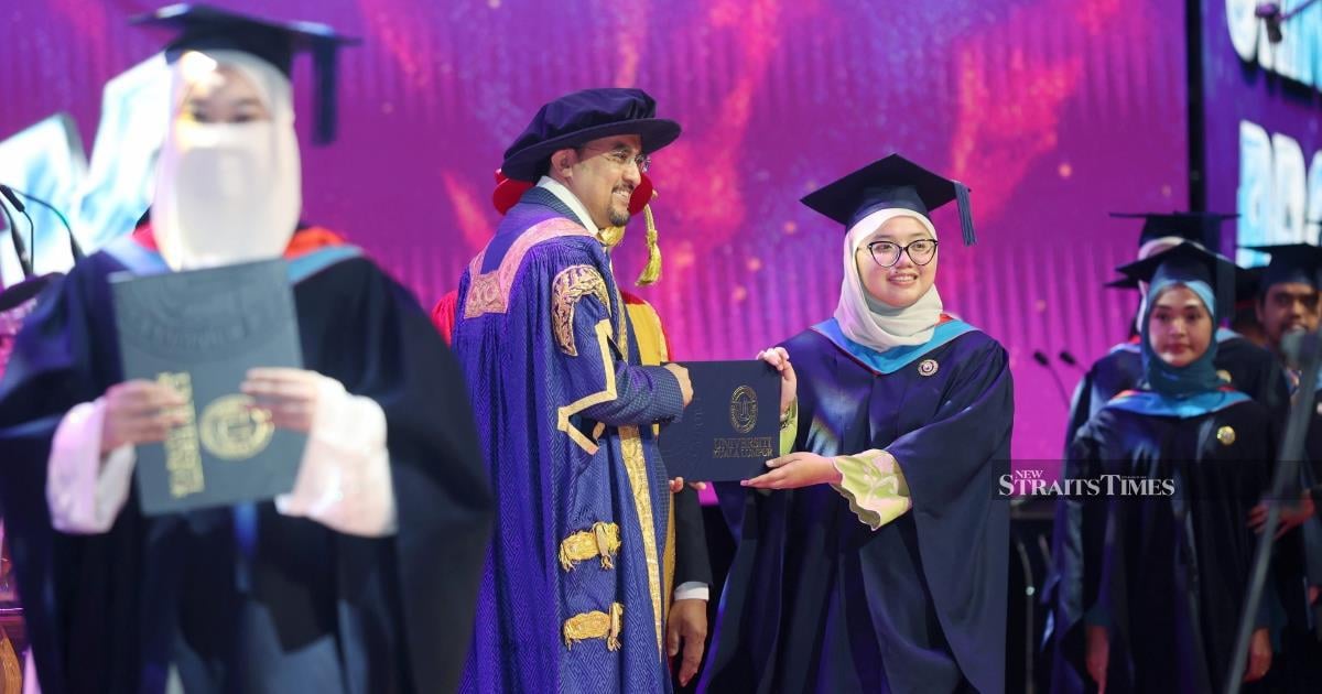 Asyraf Wajdi: Graduates must uphold moral values amid rapid tech change