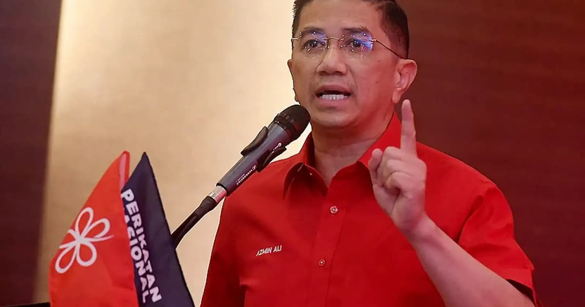 Azmin names new Selangor Bersatu leaders after duo’s dismissal