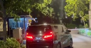 Bersatu MPs arrive at Muhyiddin’s home for high-profile meeting