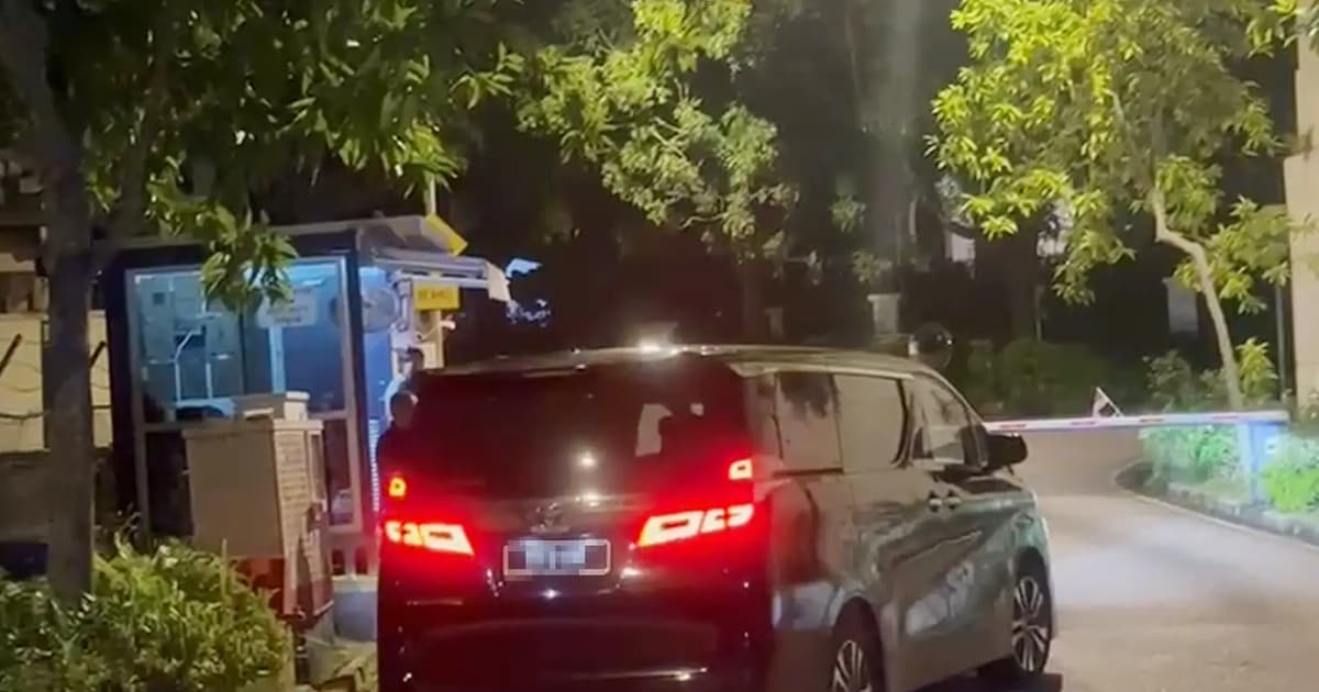 Bersatu MPs arrive at Muhyiddin’s home for high-profile meeting