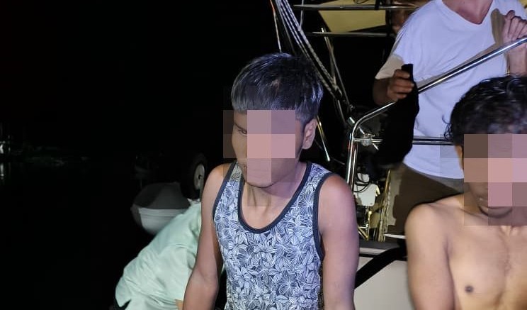 Bot bawa PATI karam di perairan Thailand