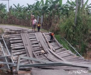Bridge collapse cuts vital link for rural Keningau communities