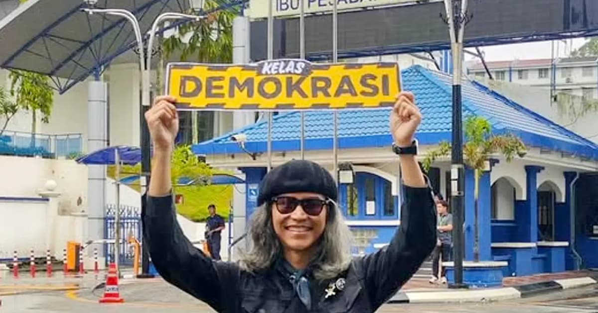 Bukit Aman asked 45 questions about Musa Aman video, says Fahmi Reza