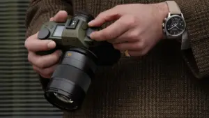 Edisi Terhad Leica SL3 Reporter Dijual Di Malaysia Pada RM38,500