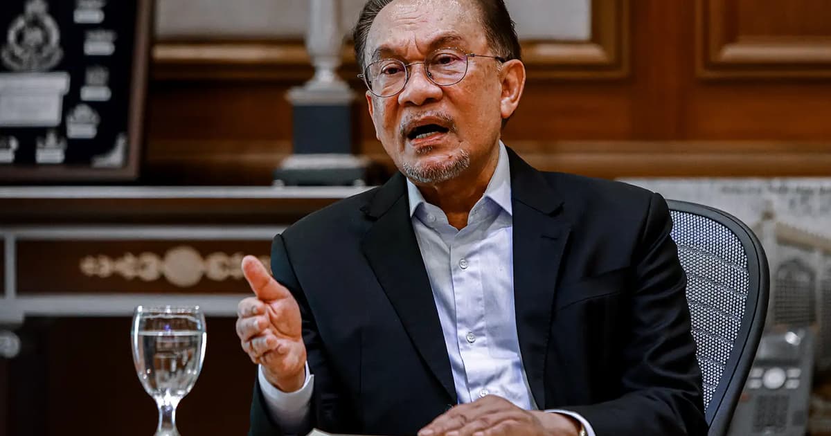 Ex-Thai army man who criticised me a nobody, says Anwar