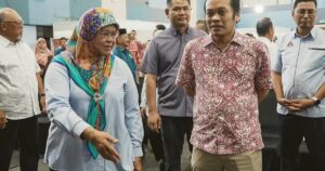 Explain why mayor’s term cut short, says Nik Nazmi