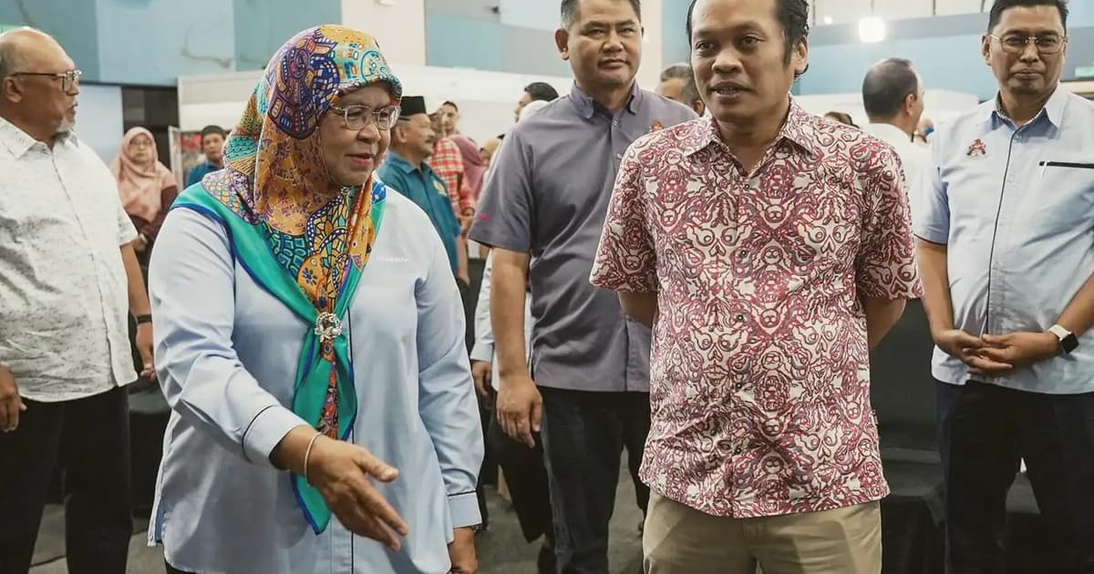 Explain why mayor’s term cut short, says Nik Nazmi