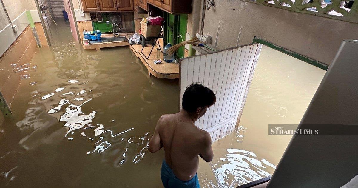Flood situation worsens nationwide, evacuees rise to more than 37,000