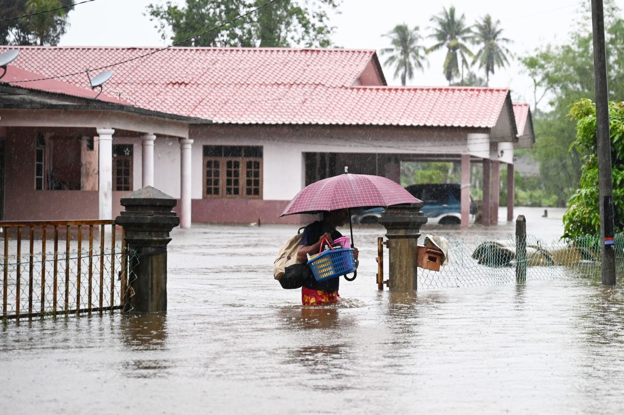 Floods: Penang fully recovers, seven states still affected