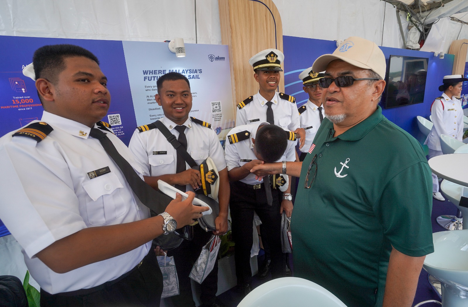 Gaji minimum pelaut dimuktamad, tempoh latihan kadet enjin dikurangkan