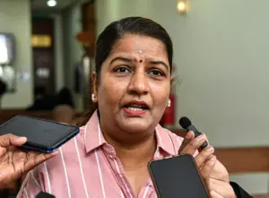 High Court orders search for Indira Gandhi's ex-husband