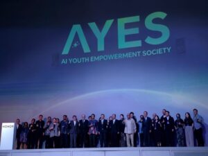Honor Lancar AI + Youth Empowerment Society (AYES) Untuk Memperkasa Belia Dalam AI
