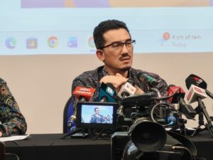 Hujan lebat luar biasa bermula tengah malam ini