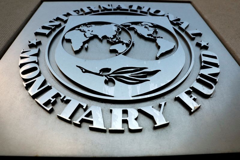 IMF approves fresh, smaller $24 billion credit line for Mexico