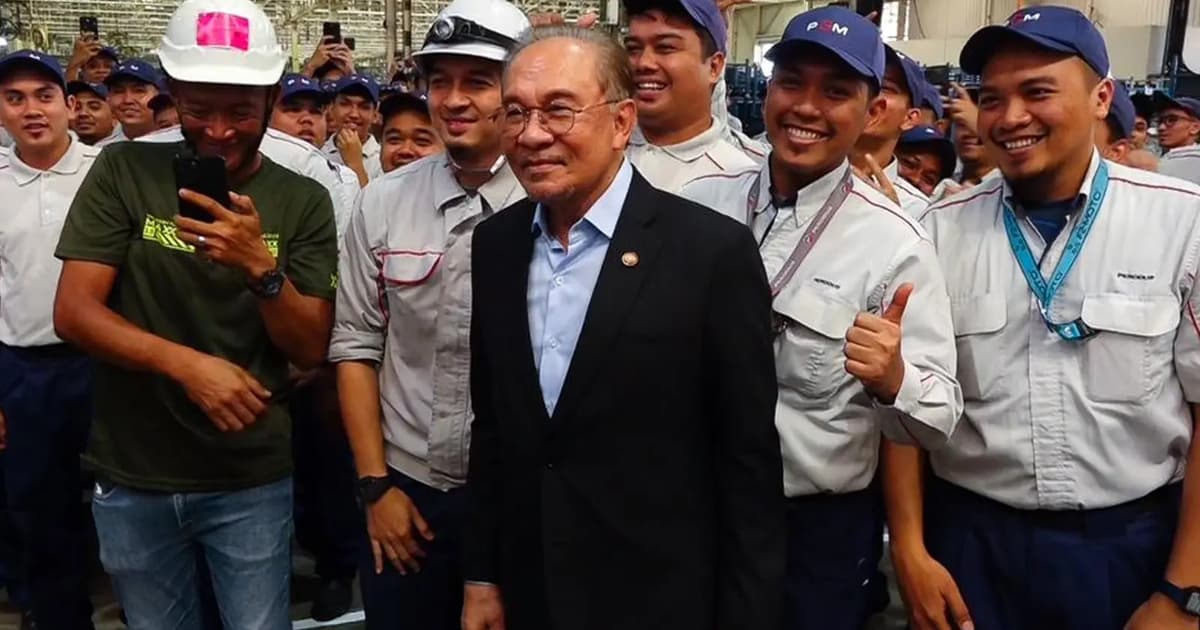 I’ll be Perodua’s ‘marketing officer’ abroad for free, says PM