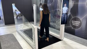 Indonesia Perkenal Lorong Imigresen Yang Tidak Memerlukan Penumpang Berhenti