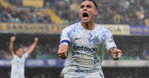 Inter snapping at Napoli's heels, Roma poised to pounce