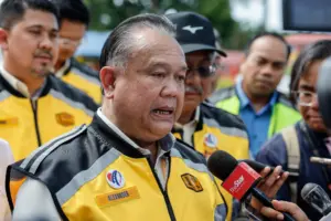 JKR gerakkan 'Launching Nose' RM21 juta untuk jambatan sementara banjir