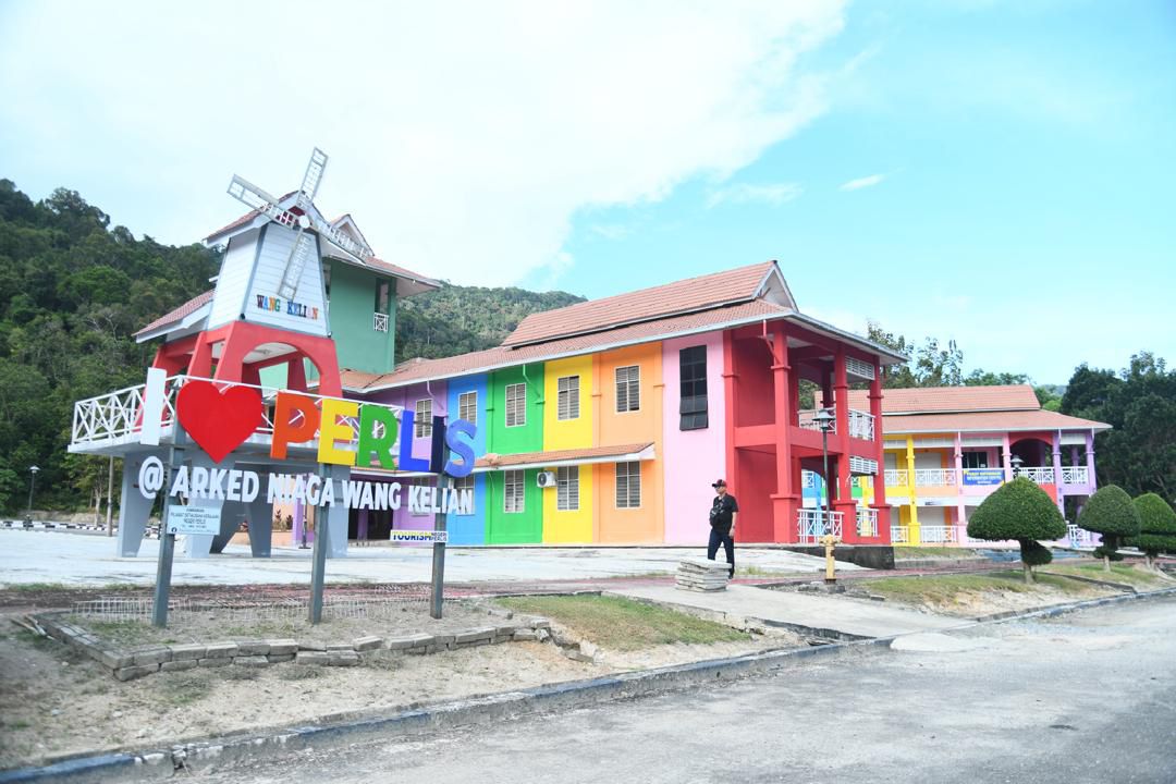 Kawalan sempadan dipertingkat - Utusan Malaysia