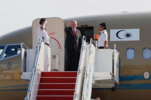 King arrives in Saudi Arabia for four-day state visit