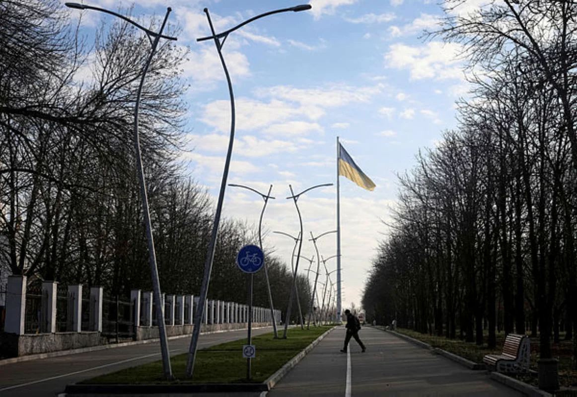 Kremlin says it seeks Ukraine peace despite denying Zelenskiy