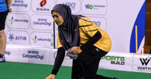 Lawn Bowls World Cup: Emma firyana fights back to storm into women's singles final