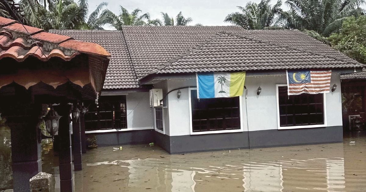 Low pressure system over Straits of Malacca to bring heavy rain to peninsula