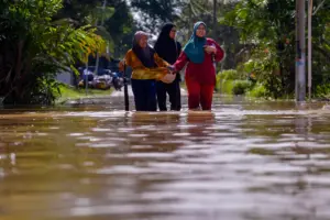 Mangsa banjir Selangor meningkat akibat pengaliran air dari utara