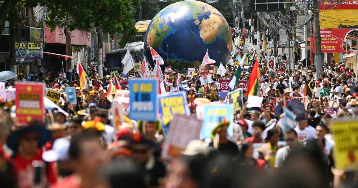 Massive march in Brazil marks first big UN climate protest in years