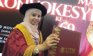 Noraida siapkan Phd biarpun sakit buah pinggang kronik