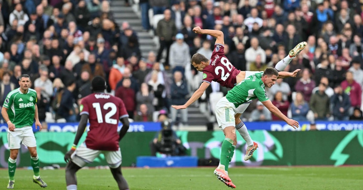 Nuno celebrates first win as West Ham boss