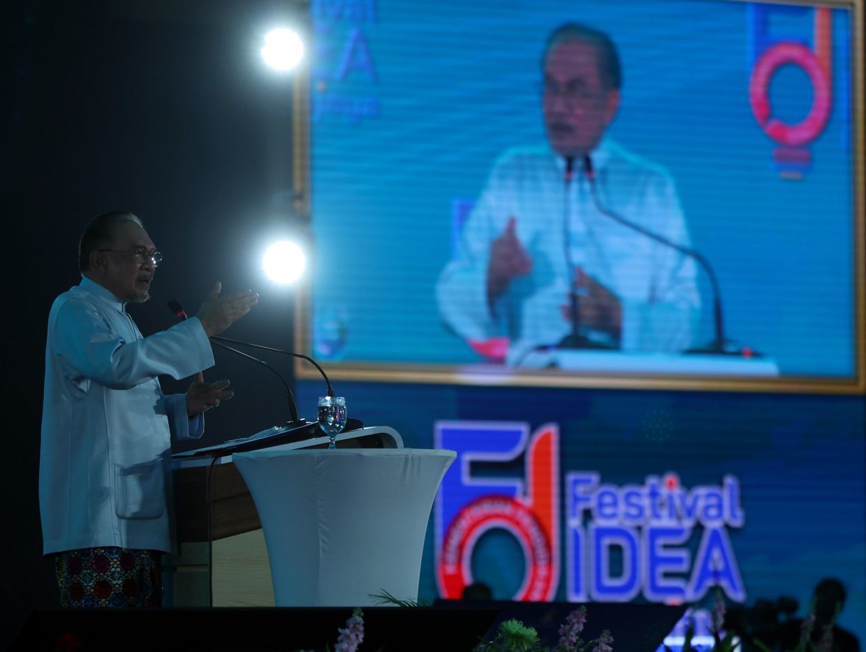 PM: Some of our student leaders debate better than our MPs