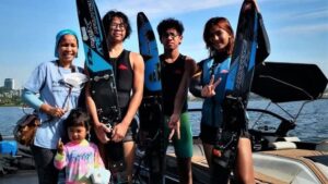 Pengorbanan ibu julang anak di pentas dunia